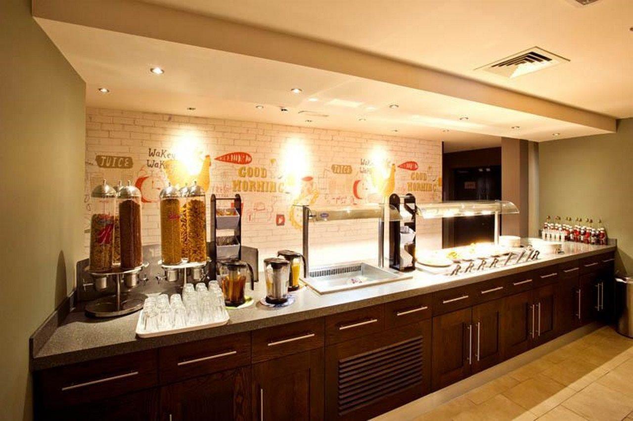 Premier Inn Glasgow Pacific Quay Екстериор снимка