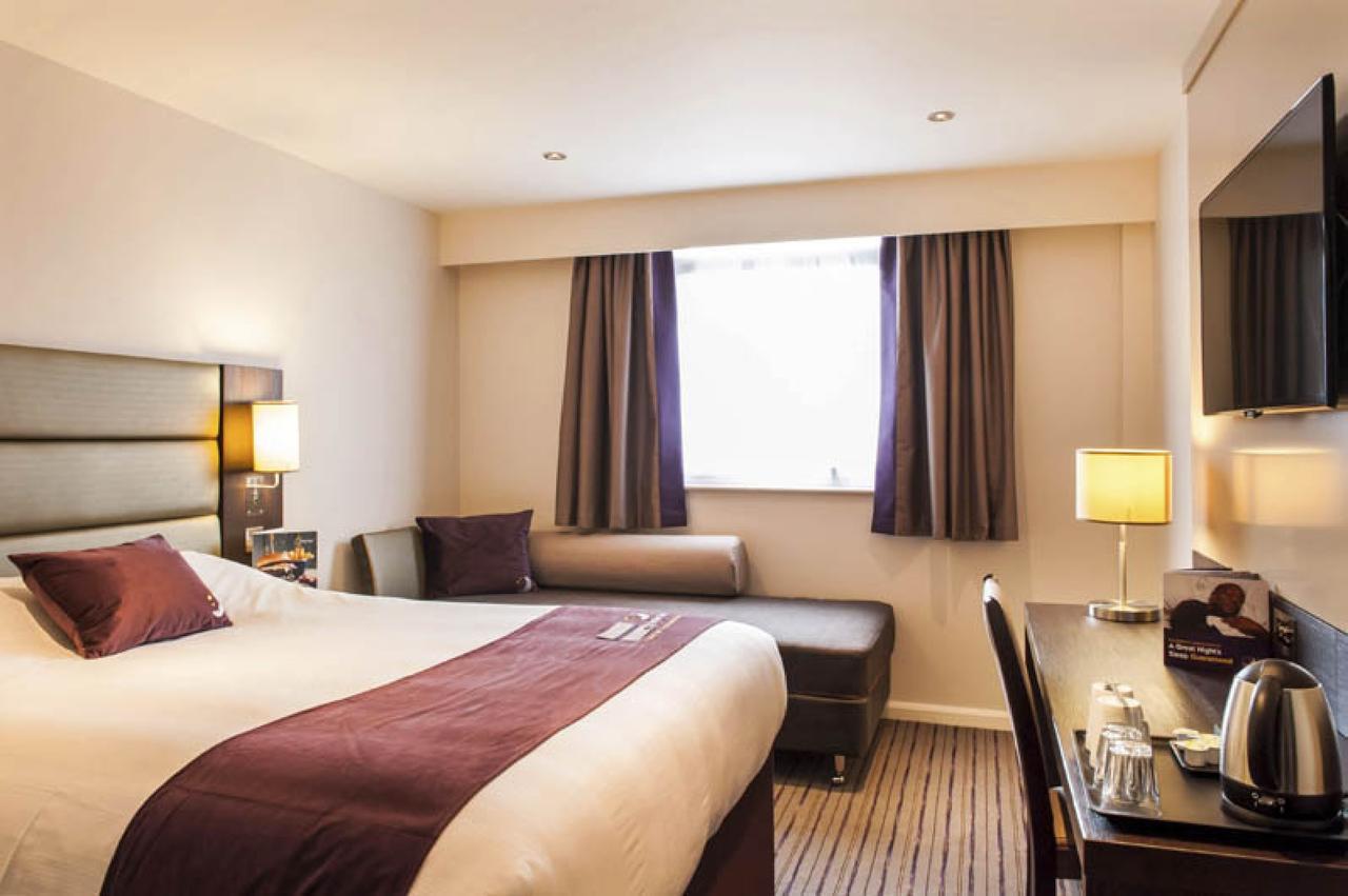 Premier Inn Glasgow Pacific Quay Екстериор снимка